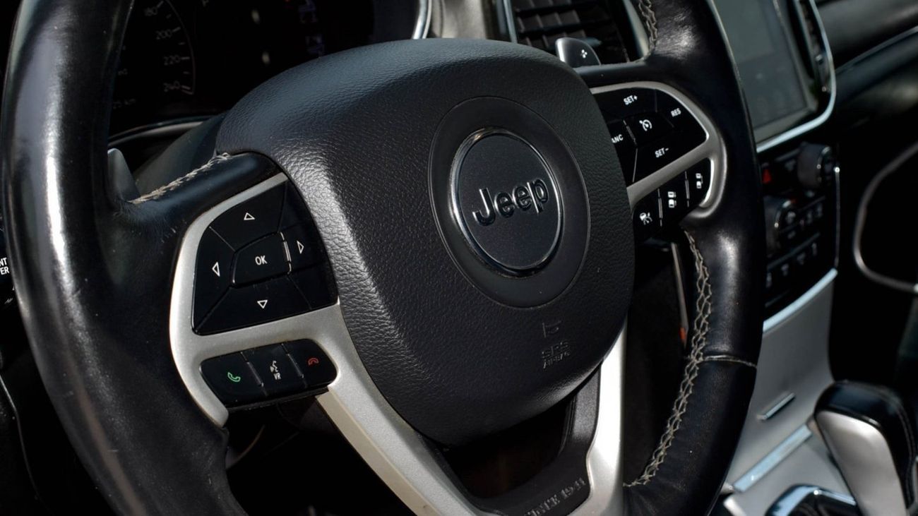 Jeep Grand Cherokee Summit 5.7 L V8