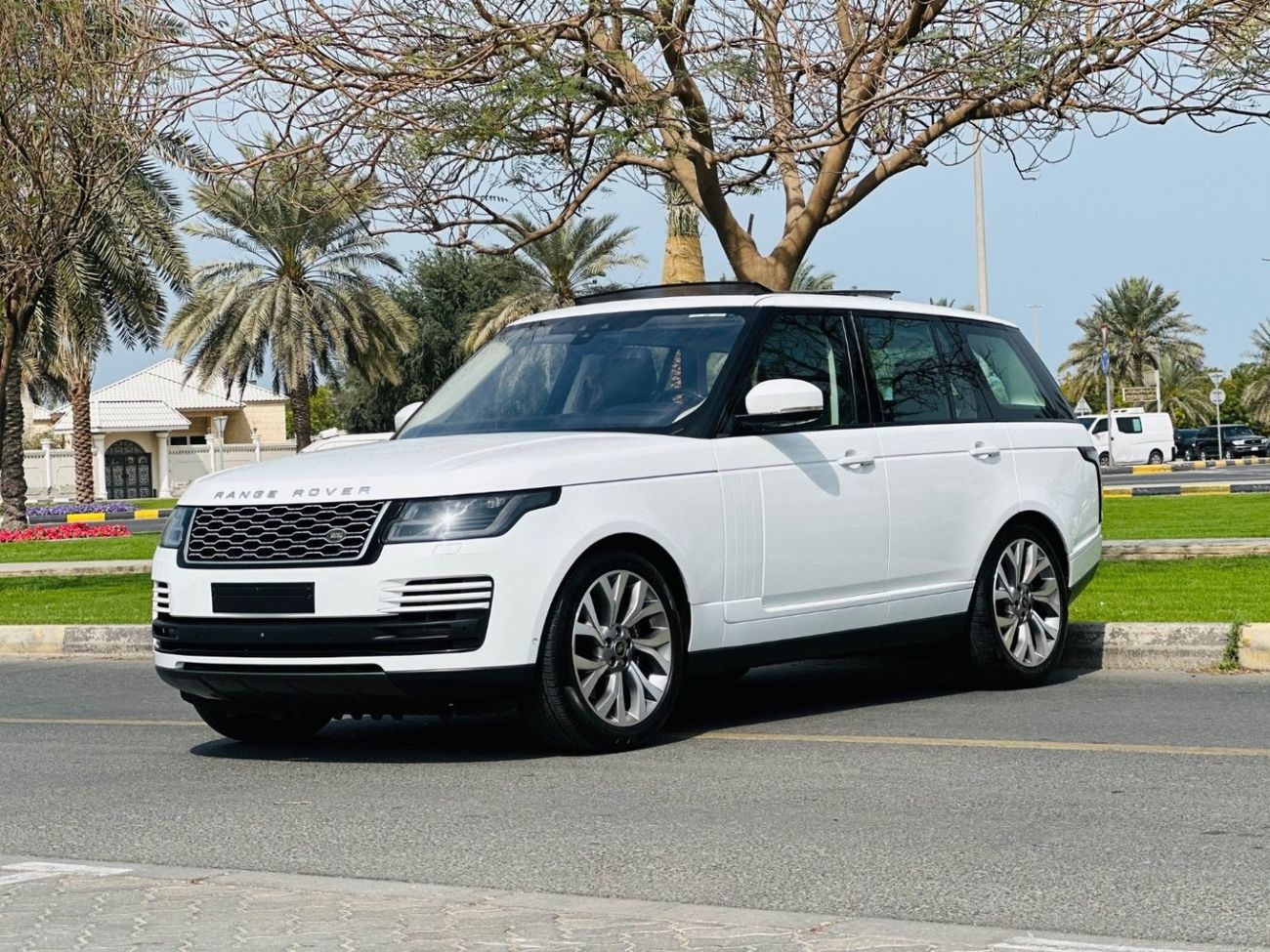 Land Rover Range Rover HSE 3.0L (375 HP)