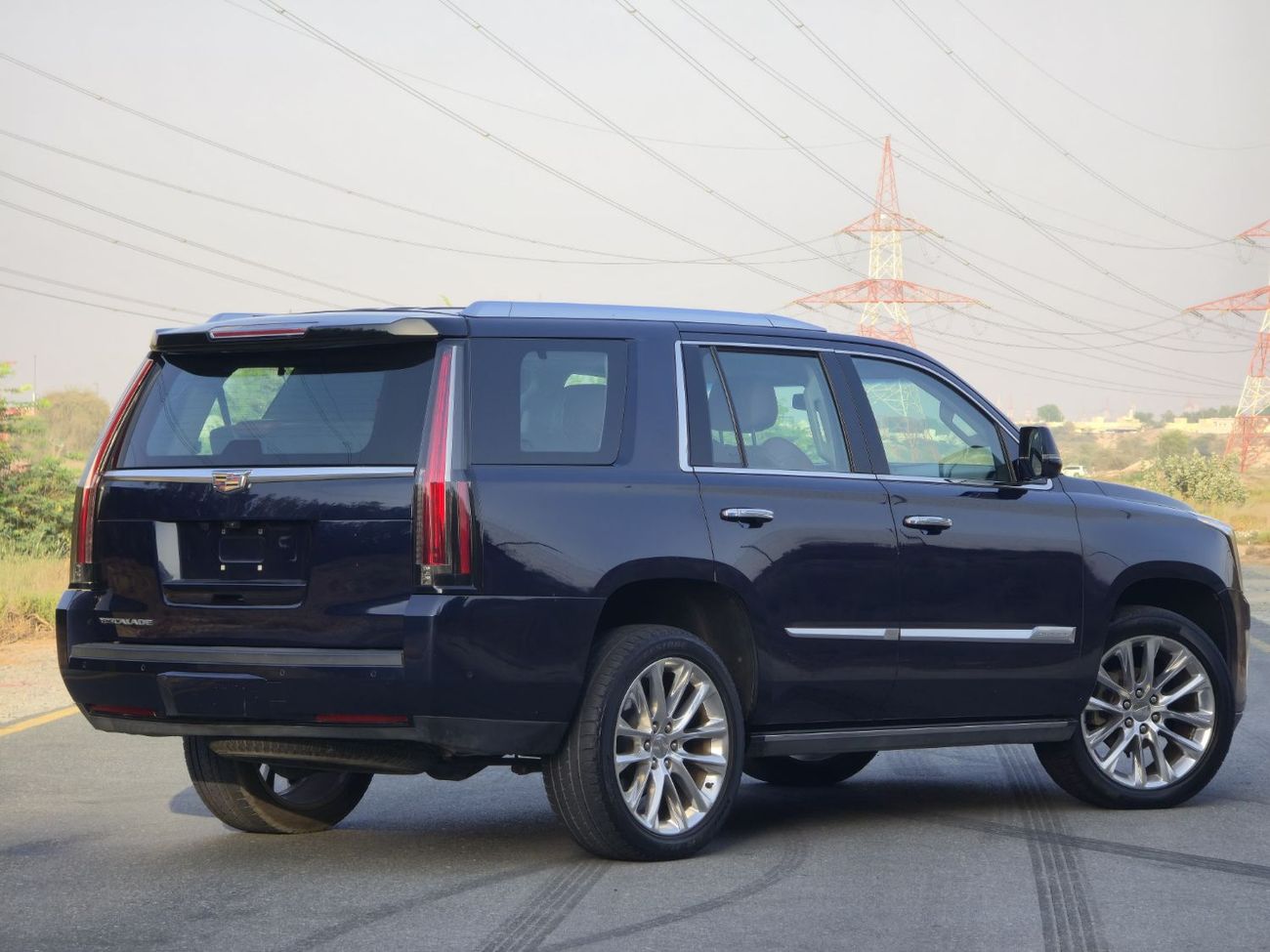 كاديلاك إسكالاد Platinum 6.2L