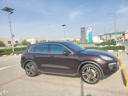 بورش كايان Turbo S 4.8L (550 HP)