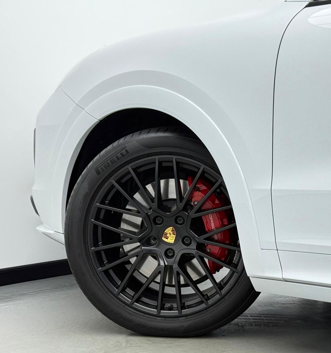 بورش كايان GTS 4.0L (460 HP) 2021 Porsche Cayenne GTS, Warranty, Full Porsche Service History, Excellent Condit