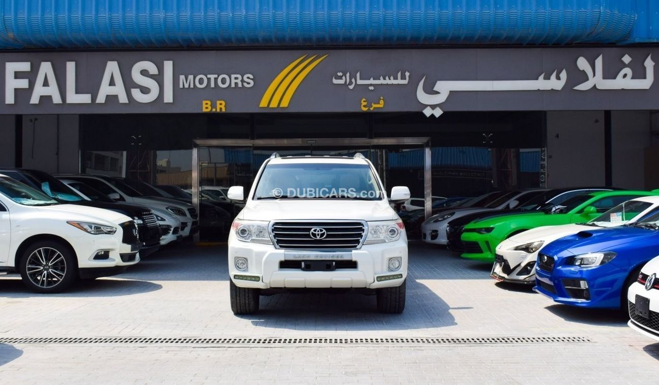 Toyota Land Cruiser GXR V6