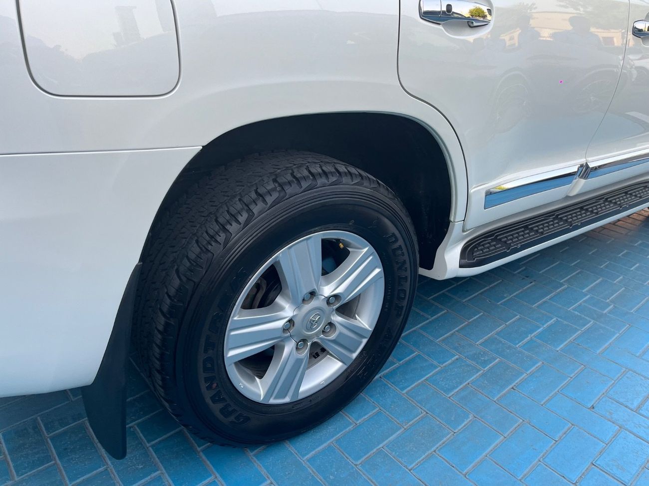 تويوتا لاند كروزر GXR 4.6L
