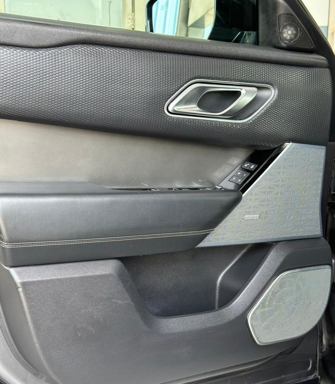 لاند روفر رينج روفر فيلار P250 S 2.0L Petrol