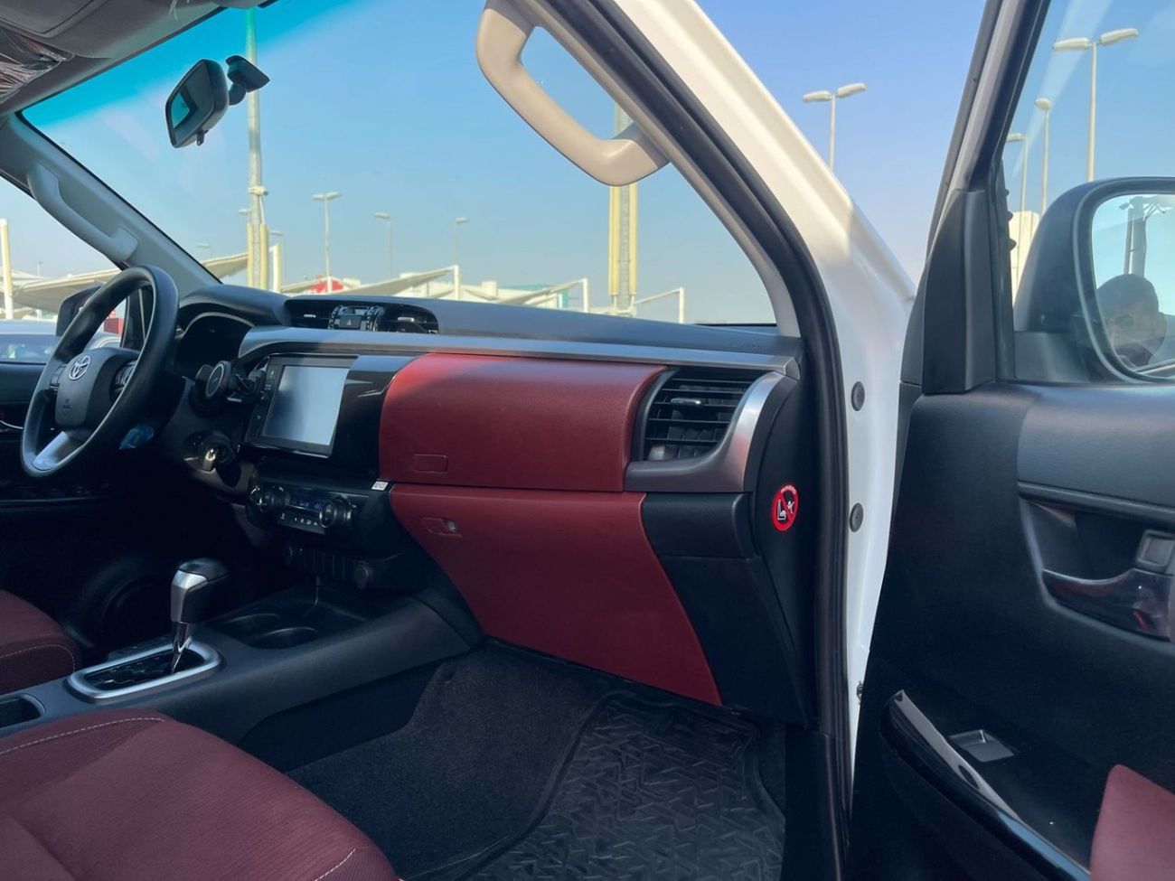 Toyota Hilux 2022 I 4x4 I Full Automatic I Ref#638