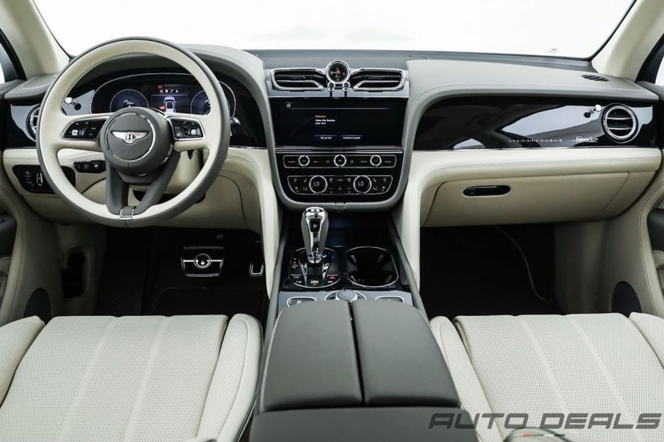 بنتلي بينتايجا Speed | GCC - Full Options - Very Low Mileage - Perfect Condition | 6.0L W12