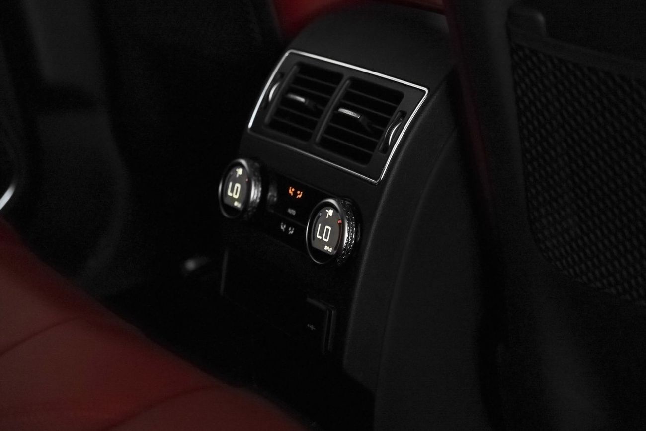 جاكوار F بيس R-Dynamic HSE 2.0L P250 R-Dynamic / 5 Year Jaguar Warranty