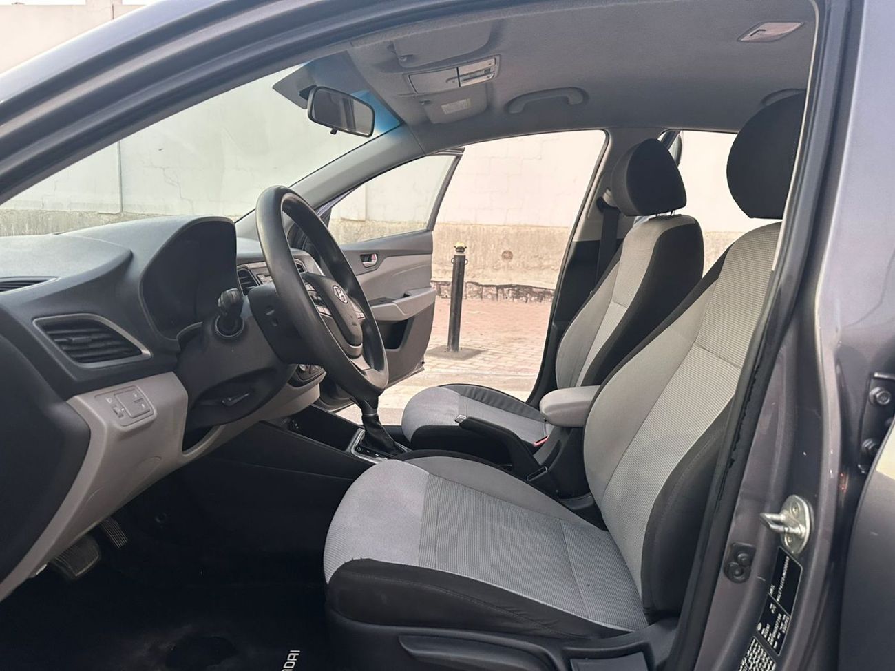 هيونداي أكسنت GL 1.6L (138 HP) Sedan