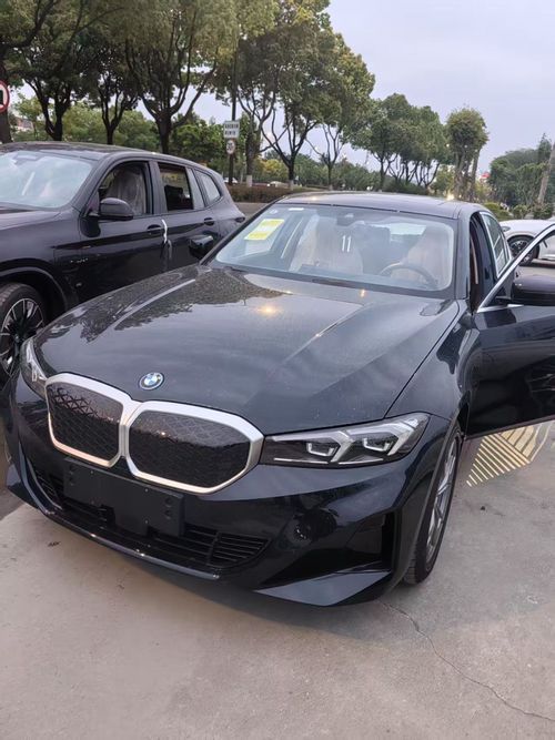 بي أم دبليو i3 بي ام دبليو 2025 كبيرة 35 لتر