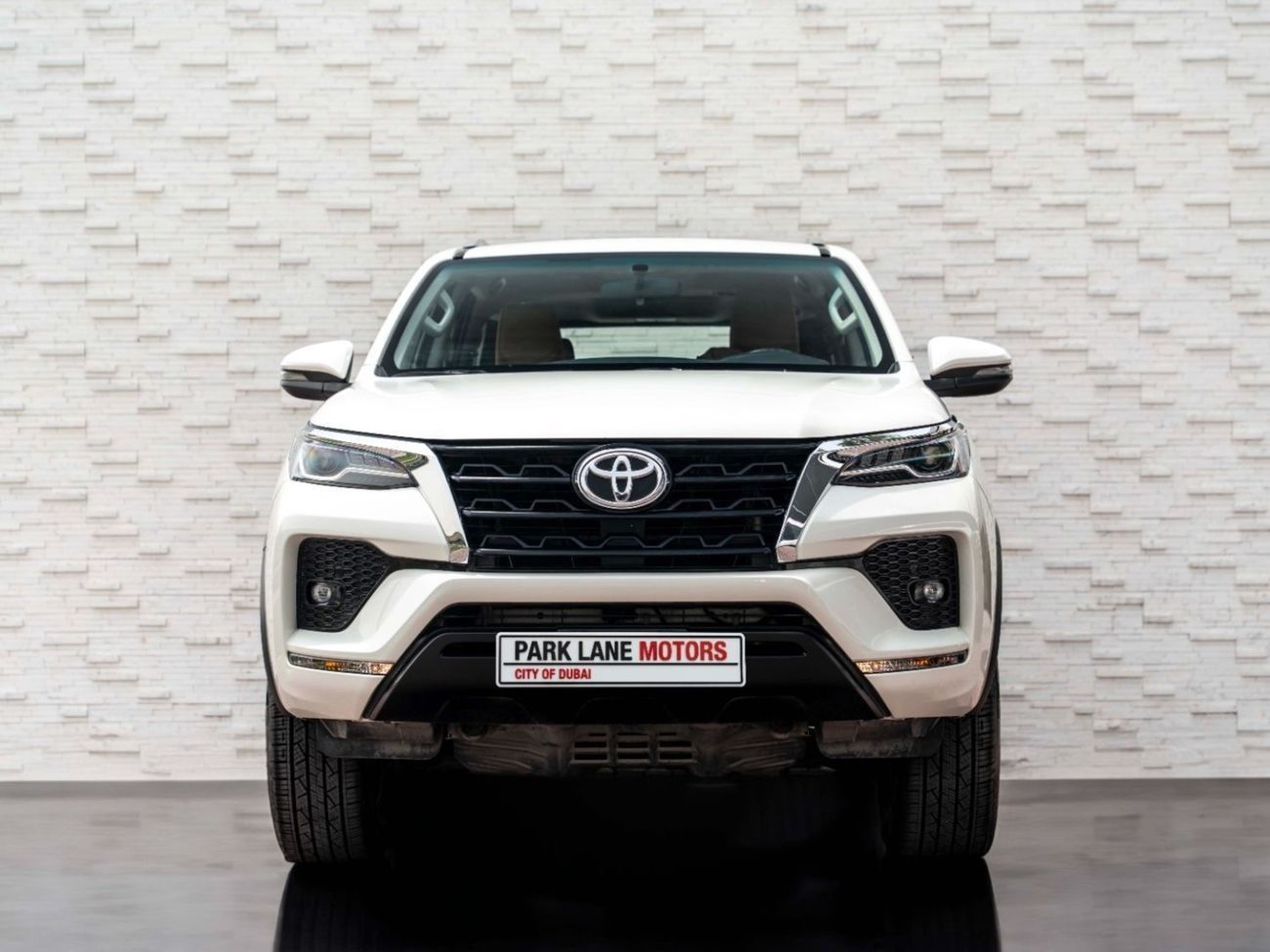 تويوتا فورتونر GXR 4.0L (278 HP)