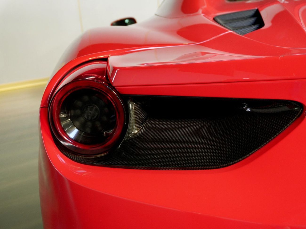 فيراري 488 Spider 3.9L