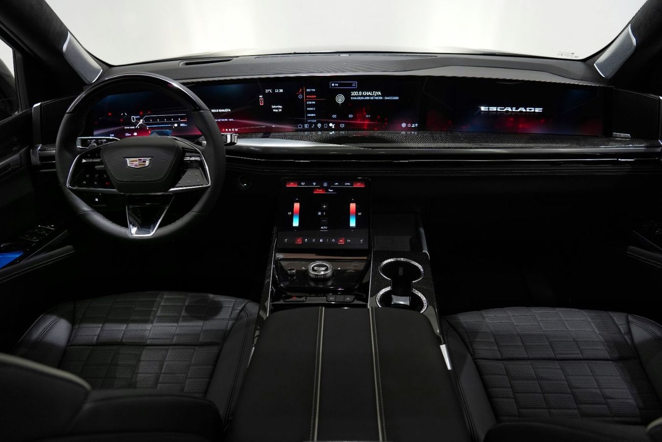 كاديلاك إسكالاد All-New 2025 Cadillac Escalade V-Series 6.2L Supercharged - GCC 5-Year Warranty Service Contract