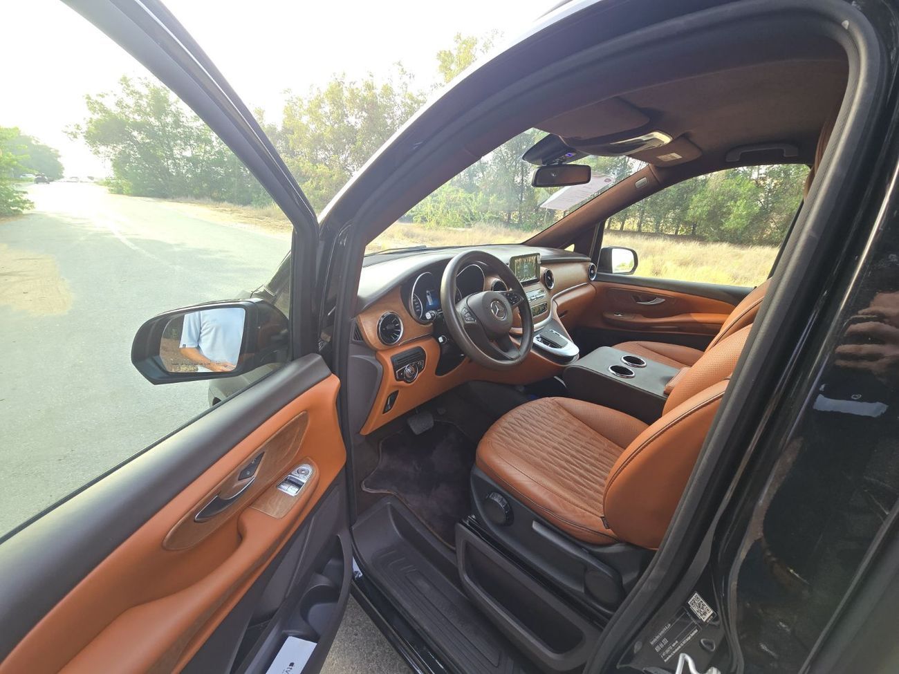 مرسيدس بنز V 250 Std 2.1L