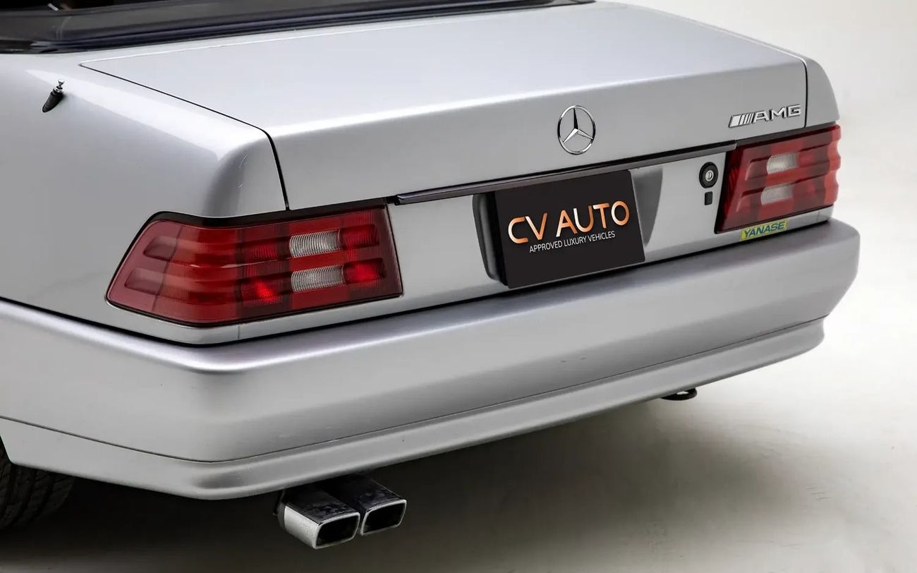 Mercedes-Benz SL 500 - Japanese Spec