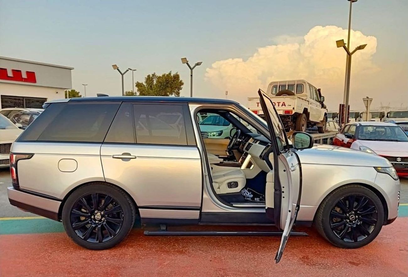 لاند روفر رينج روفر Range Rover Supercharged 5.0L A/T 2017 MODEL USED AS SEEN