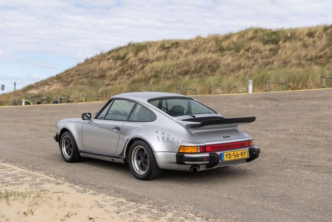 Porsche 930 911 / 930 Turbo