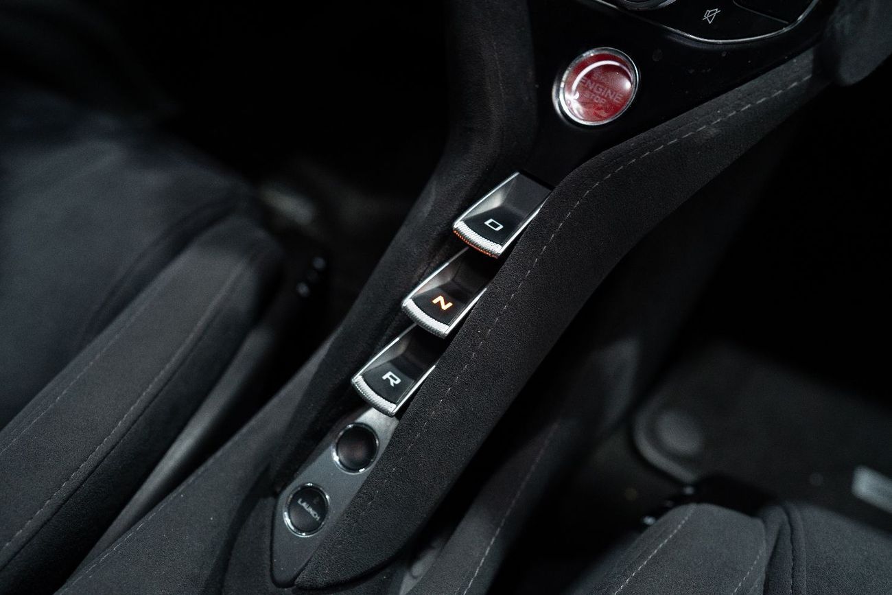 مكلارين 720S 2019 MCLAREN 720S | GCC | BOWERS WILKINS SOUND SYSTEM | FULL PPF | LMG MOTORS