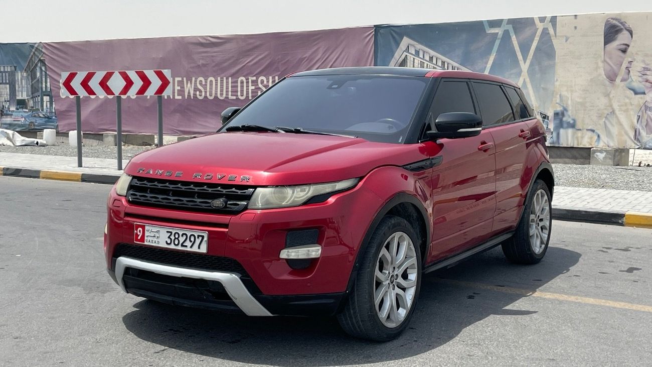 لاند روفر رانج روفر إيفوك HSE Dynamic 2.0L (5 Door)