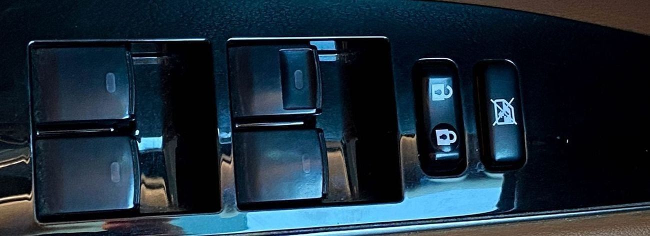 لكزس ES 350 Platinum 3.5L FWD Lexus ES350 3.5L | V6 | 2018 GCC  | Original Paint | Accident Free  Excellent Cond