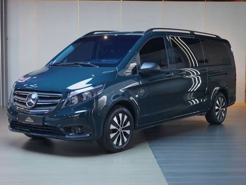 مرسيدس بنز V 250 3.336 PM I Low Mileage I 1 Year Warranty and Service I Good Condition