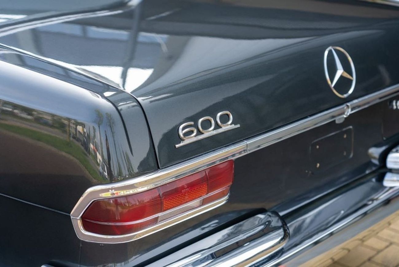 Mercedes-Benz 600 W100 SWB