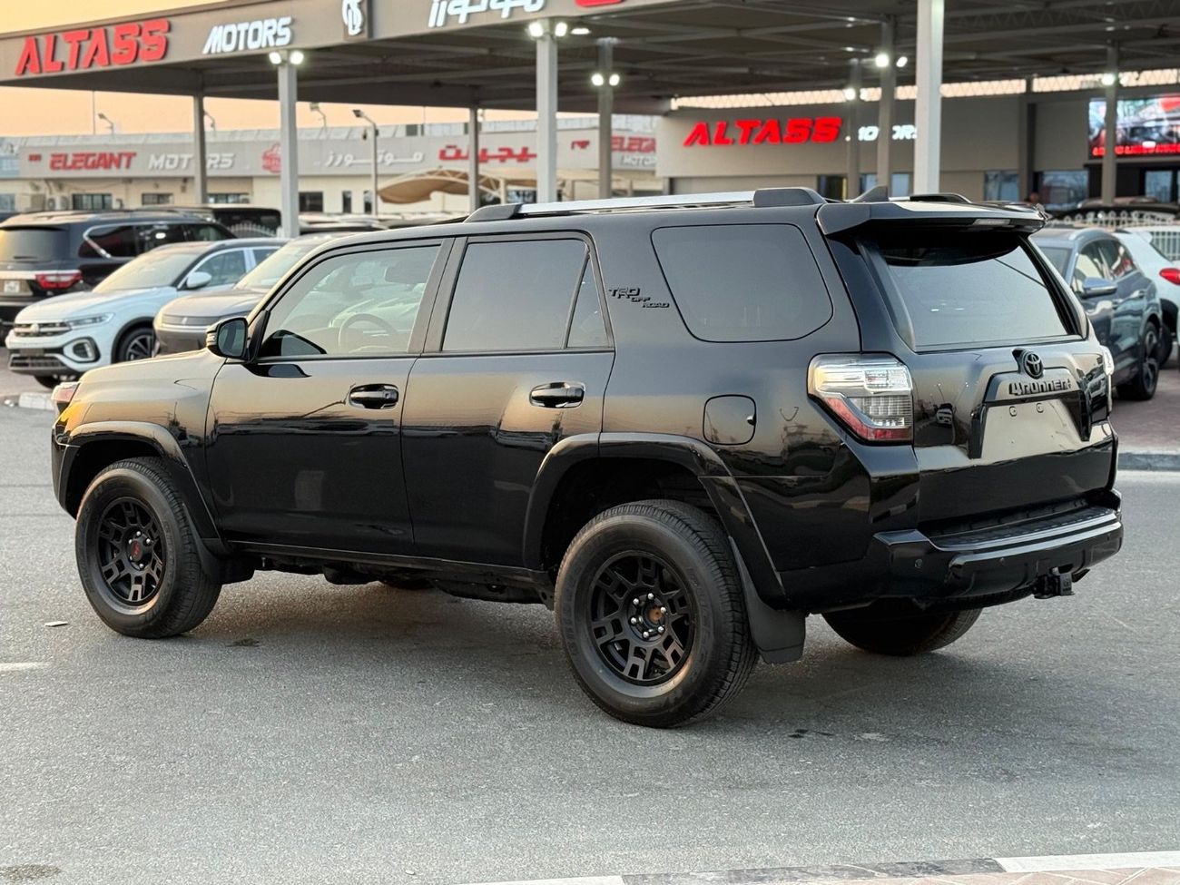 تويوتا Runner4 TRD Off Road Premium 2023