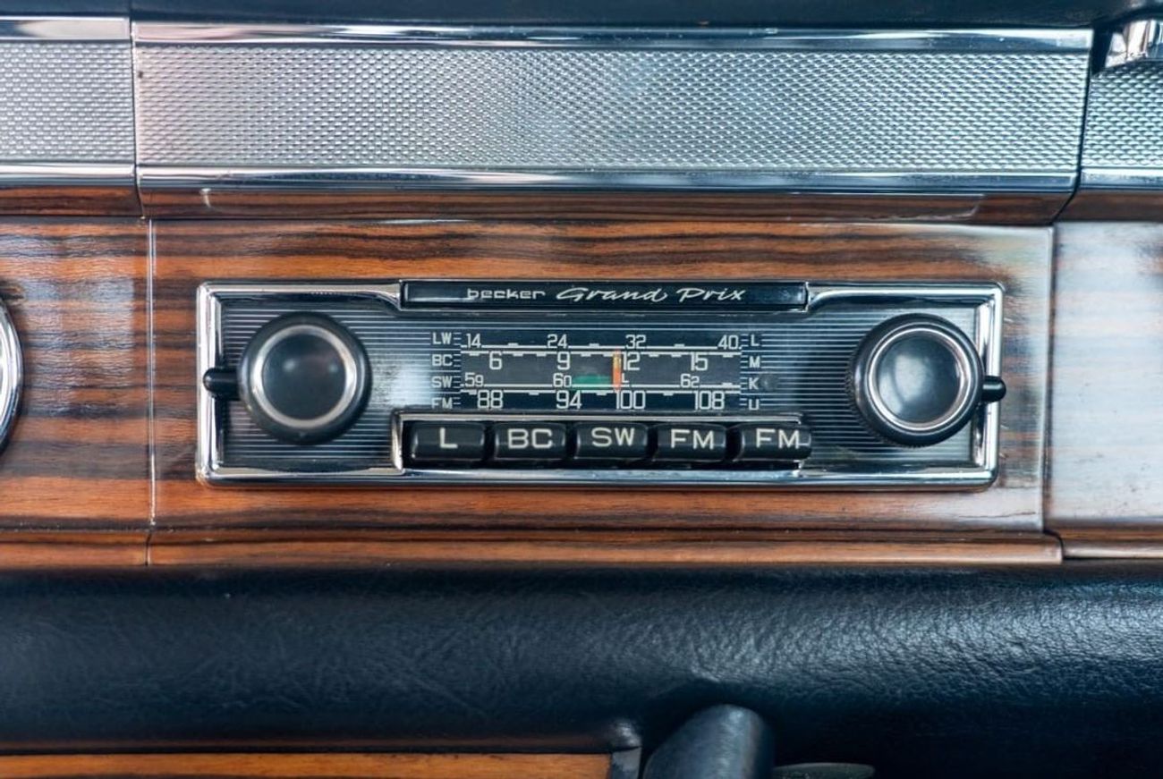 Mercedes-Benz 600 W100 SWB