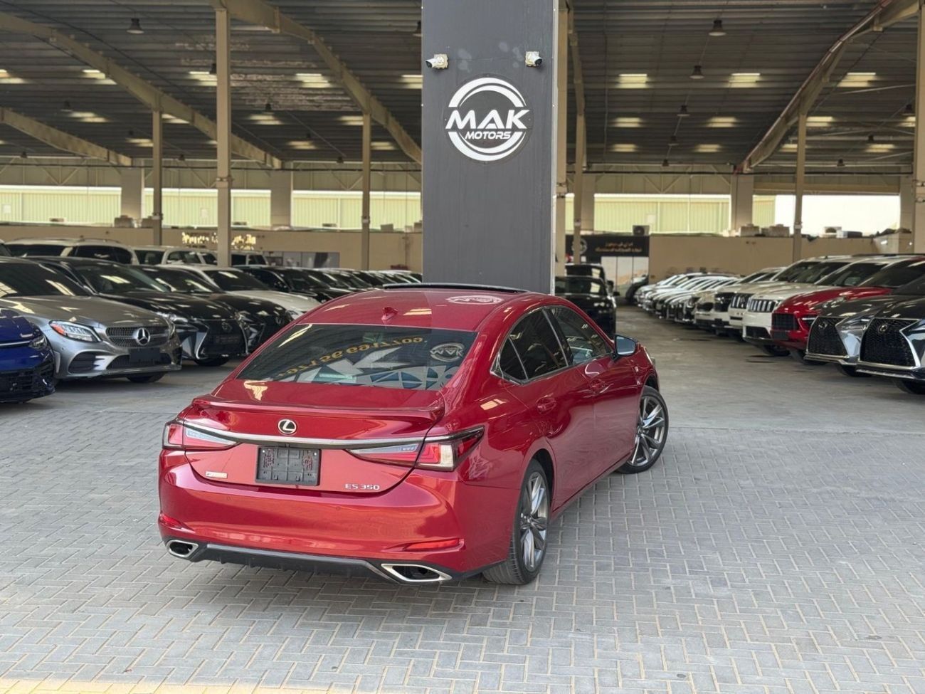 لكزس ES 350 F-SPORT / V6 3.5L / RADAR / ROAD ASSIST / WIRELESS CHARGER / DRIVE MODES S, S+