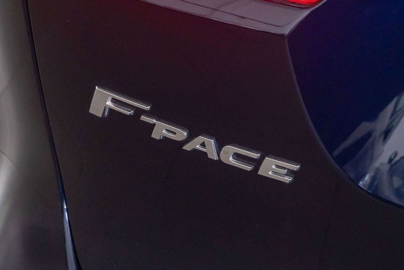 Jaguar F Pace R-Dynamic S P250 2.0L