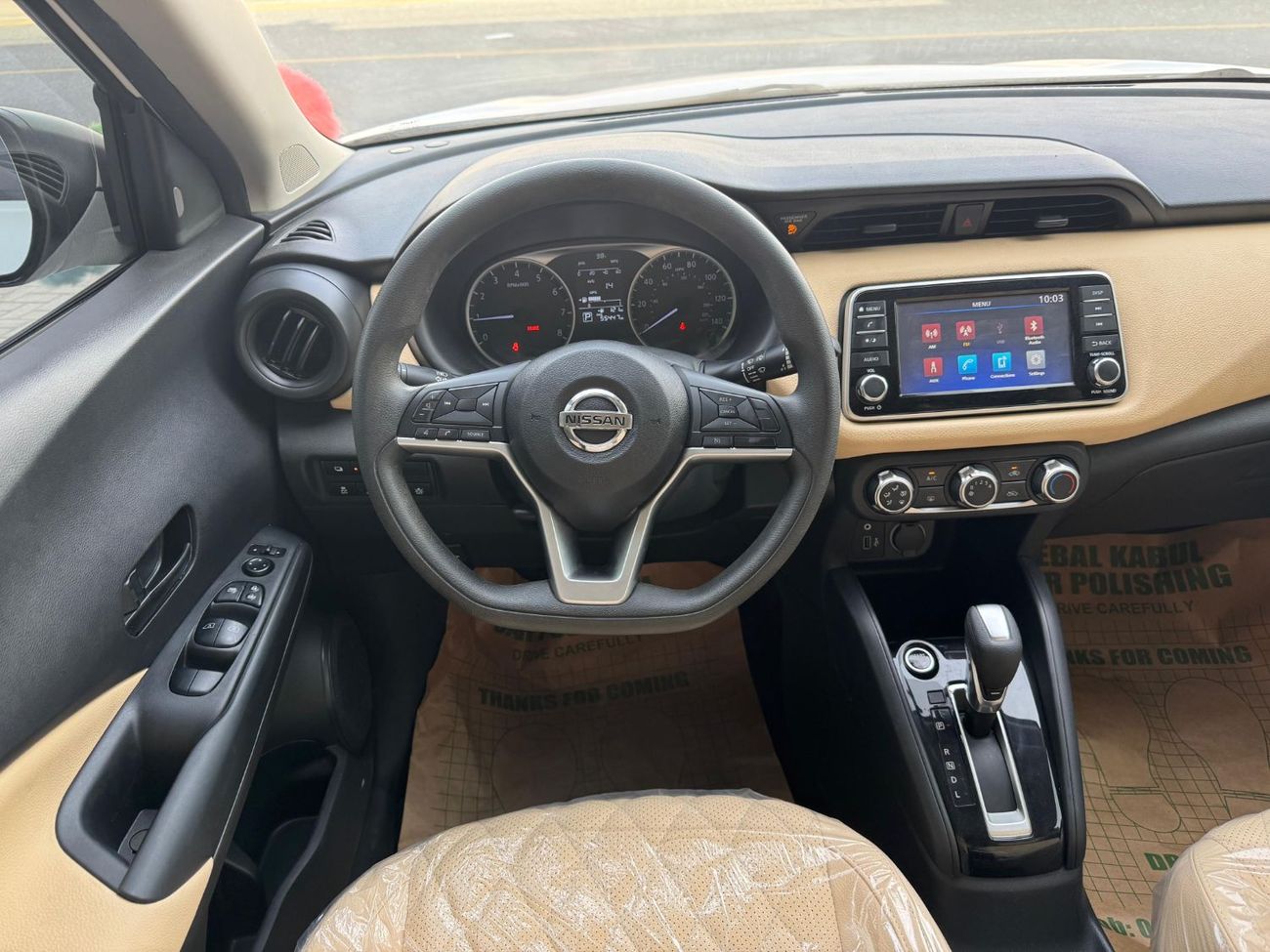 نيسان كيكس SV 1.6L SV / V4 1.6L / رادار / قراءة المسار / أندرويد أوتو / أبل كار بلاي / في حالة ممتازة