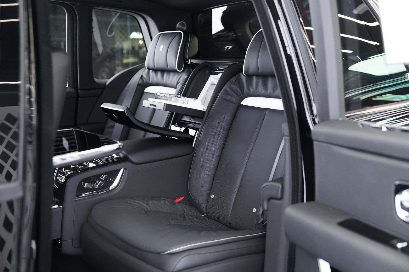 Rolls-Royce Cullinan Rolls Royce Cullinan Series 2