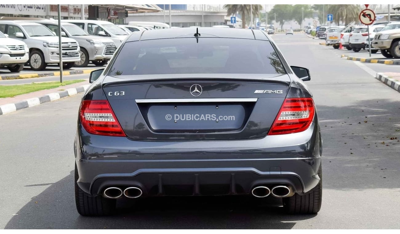 Mercedes-Benz C 63 Coupe