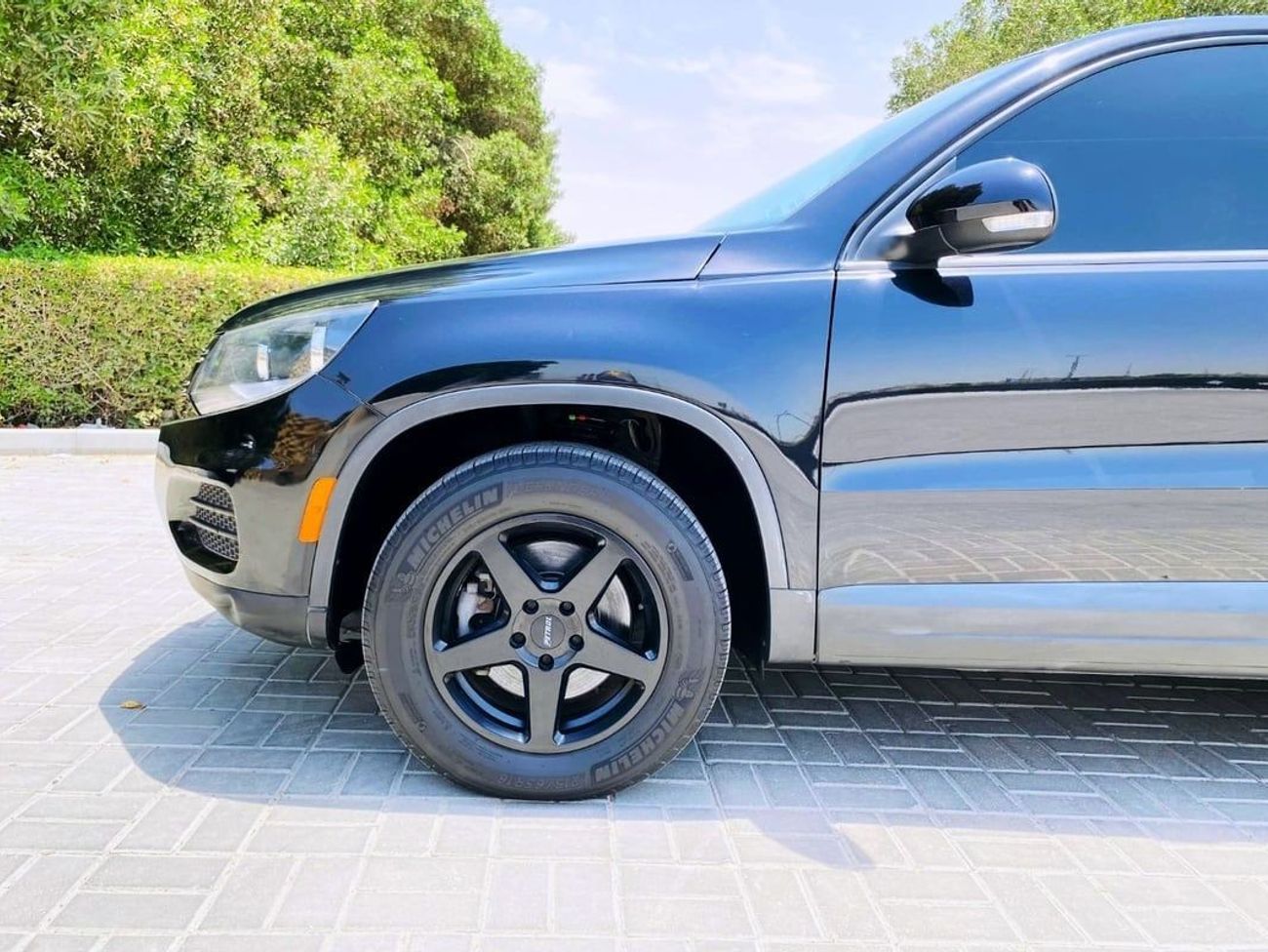 فولكس واجن تيجوان S 2.0L Volkswagen Tiguan S - 2014 - Black ( USA)