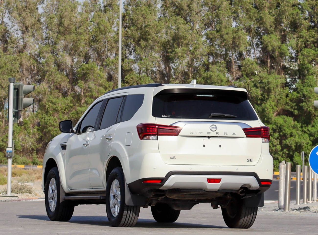 نيسان إكستيرا SE 2.5L RWD