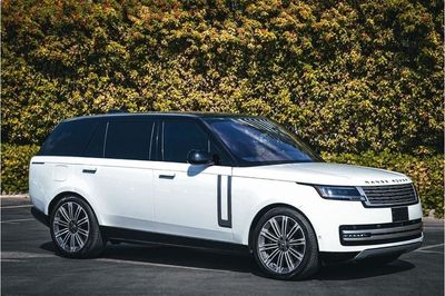 لاند روفر رينج روفر Range Rover Vogue P530 Autobiography 2023 Long Wheel Basic Low Mileage In Perfect Condition