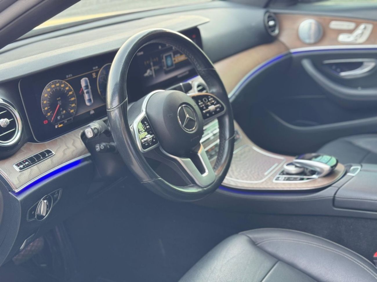 مرسيدس بنز E 450 Avantgarde 3.0L V6 3.0L TT /CLEAN TITLE / PANORAMIC SUNROOF / DIGITAL CLUSTER / PROMASTER SOUND SYST