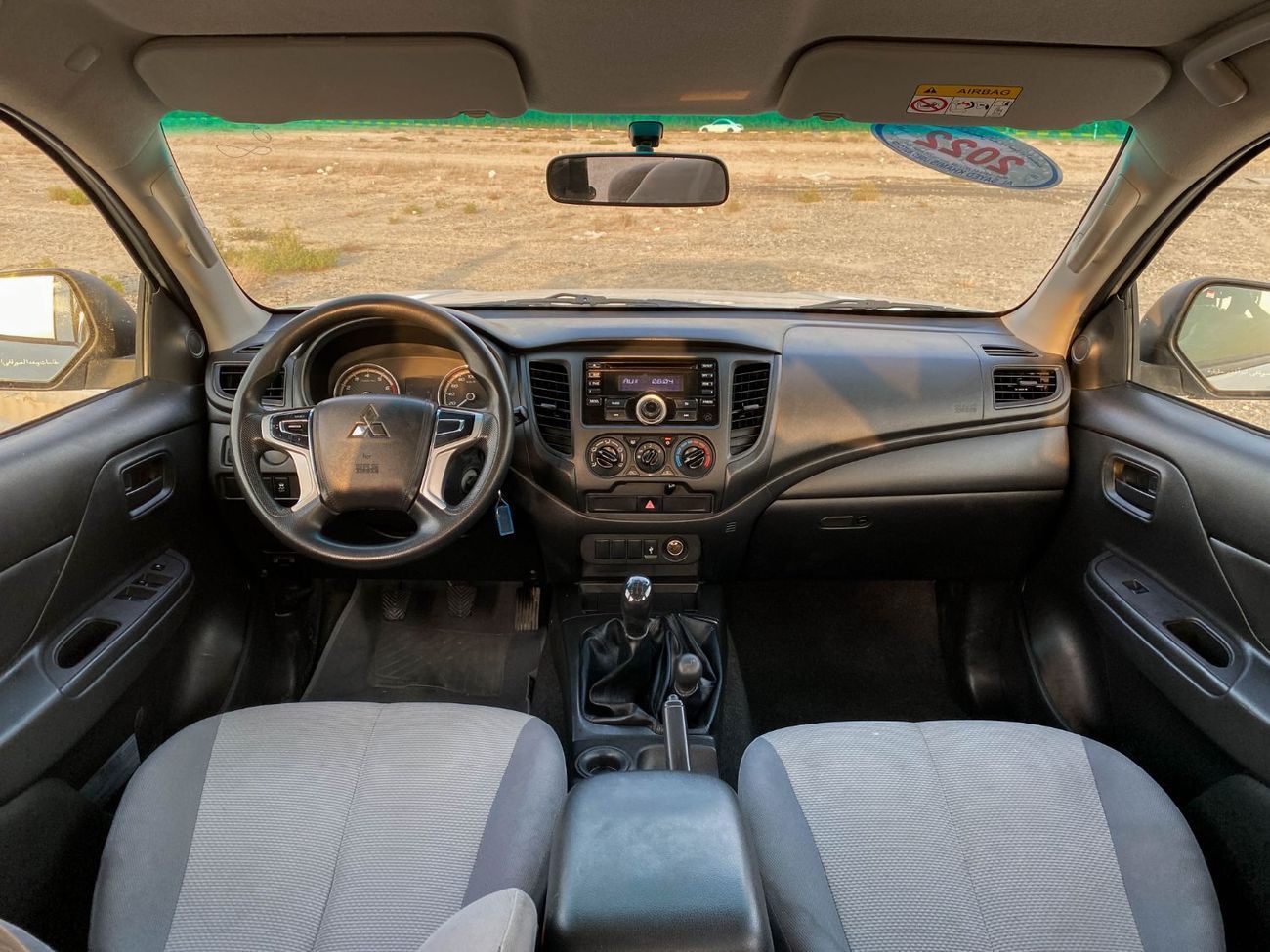 ميتسوبيشي L200 GL 2.5L Double Cab Utility 4WD Mitsubishi L200 2.4 L 4WD 2022 GCC accident-free in excellent conditi