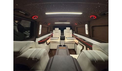 مرسيدس بنز مايباخ v250 V250 GCC with Full VIP upgrade and Maybach Exterior Kit