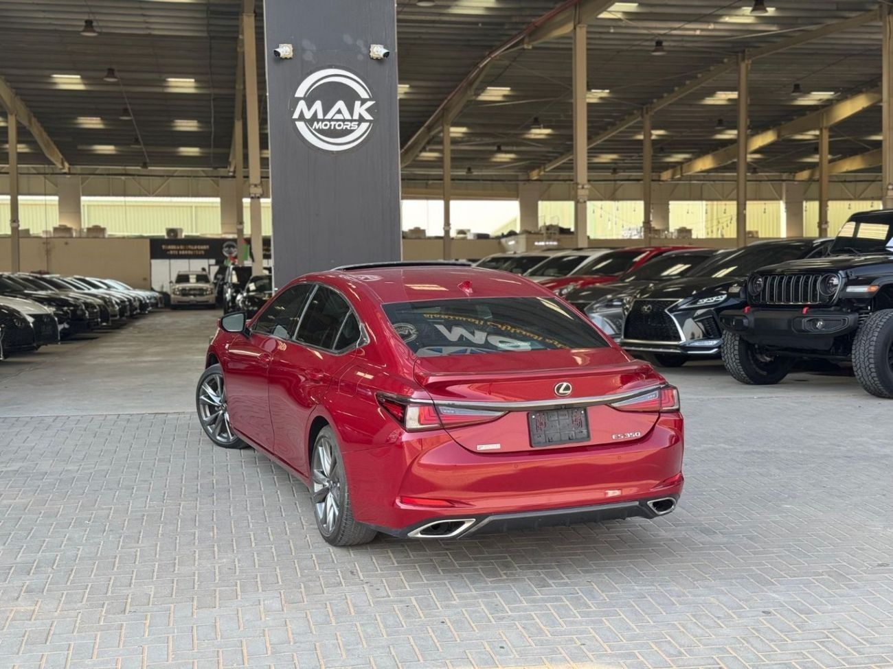 لكزس ES 350 F-SPORT / V6 3.5L / RADAR / ROAD ASSIST / WIRELESS CHARGER / DRIVE MODES S, S+
