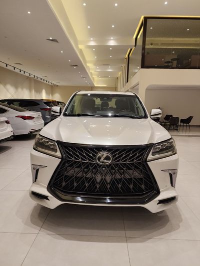 لكزس LX 570 Platinum Interpid 5.7L