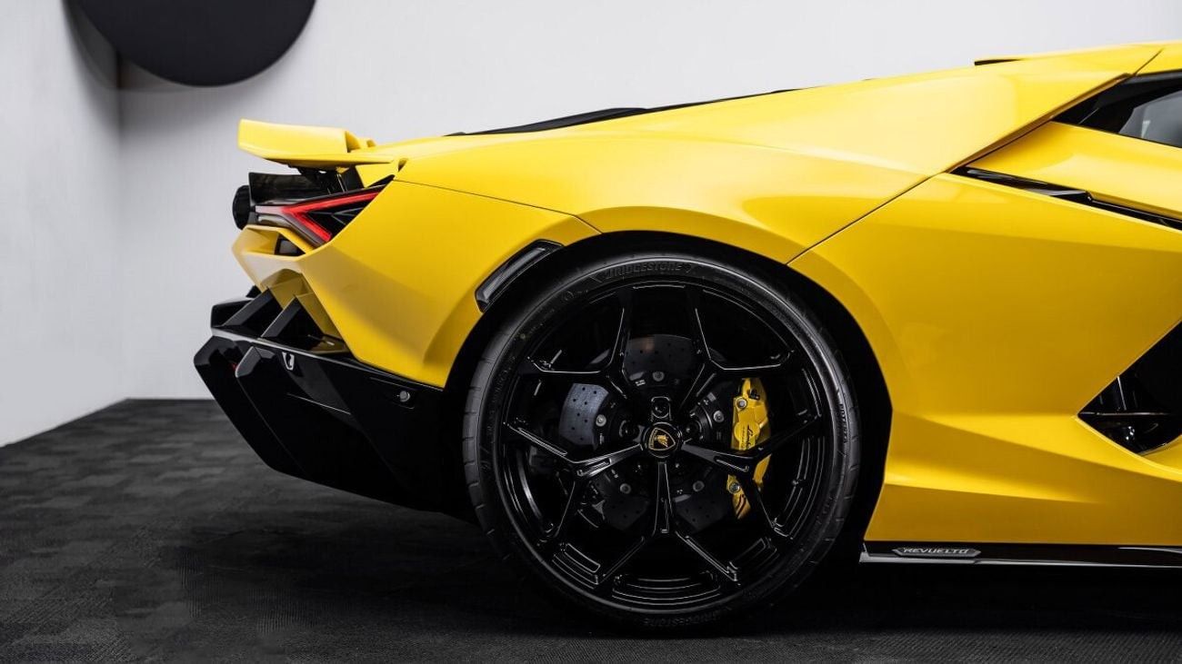Lamborghini Revuelto 2024 - GCC - Under Warranty