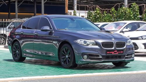 بي أم دبليو 528i XDrive