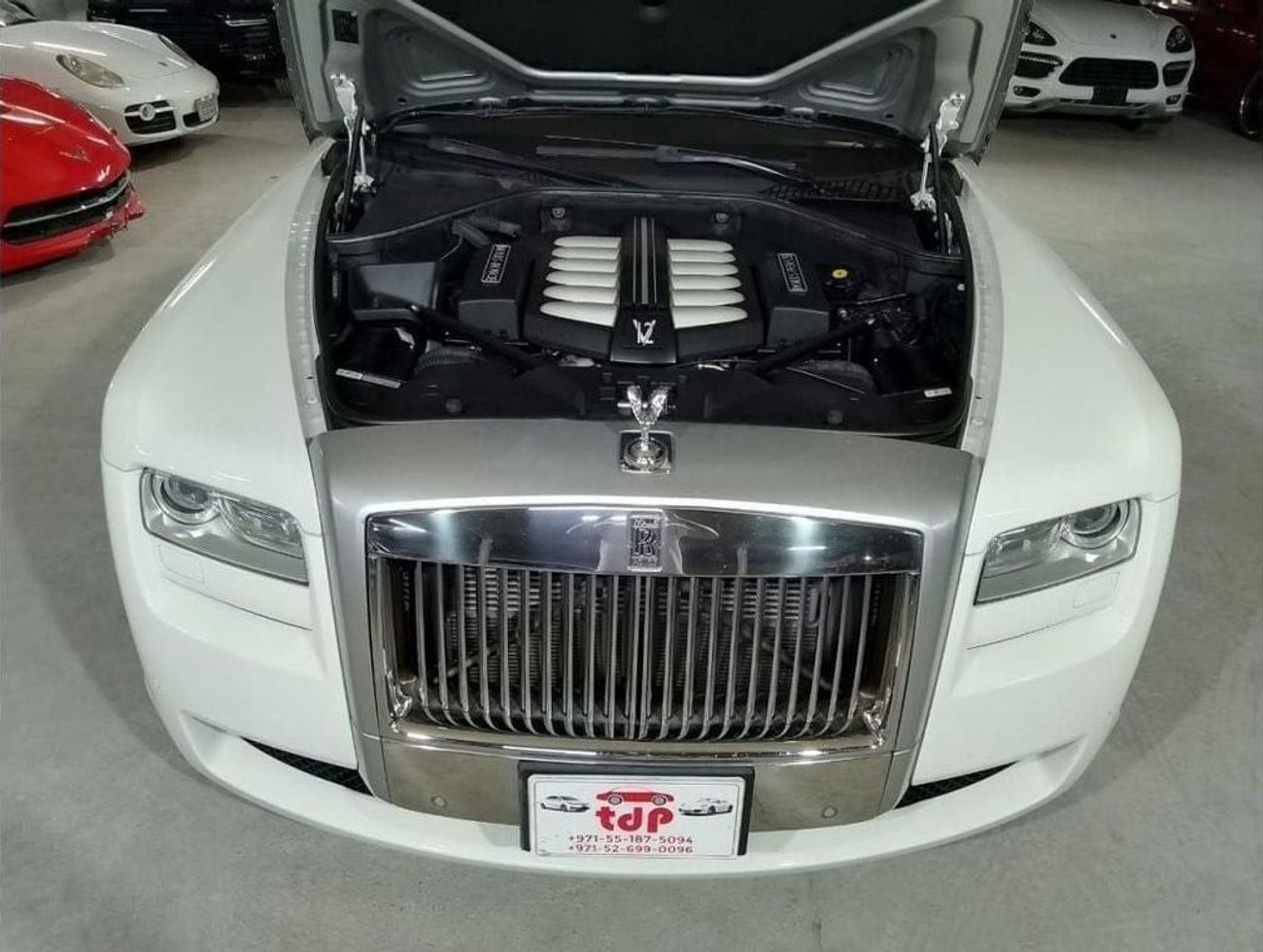 رولز رويس جوست ROLLS ROYCE GHOST 6.6L 2011 | TWO-TONE EXTERIOR | 22 INCH MANSORY RIMS | REAR ENTERTAINMENT