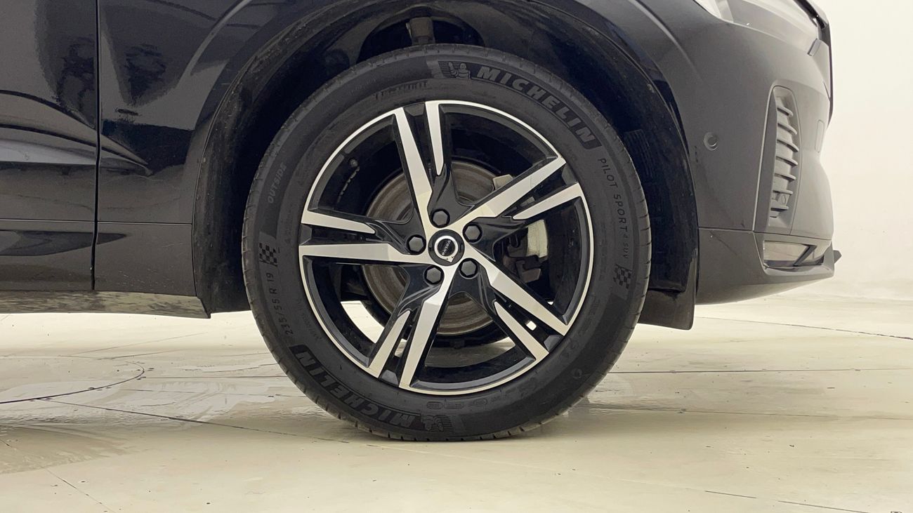 فولفو XC 60 B5 R DESIGN 2 | بدون دفعة مقدمة | اختبار القيادة في المنزل