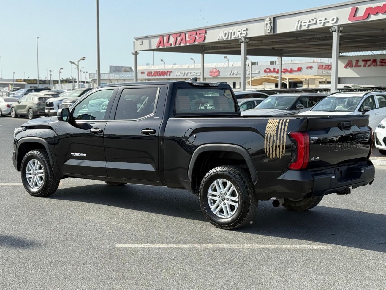 تويوتا تاندرا Toyota Tundra CREWMAX SR5 4WD