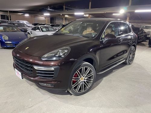 Porsche Cayenne Turbo 4.8L (520 HP) PORSCHE CAYENNE TURBO 4.8L 2016 | PORSCHE SERVICE HISTORY | PDLS I SPORTS CHRONO