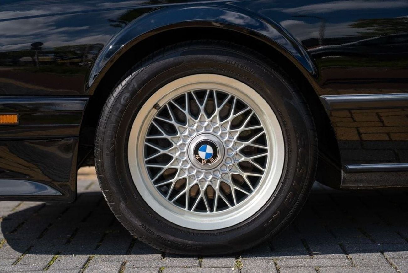 BMW M6 E24 M6 S38B35