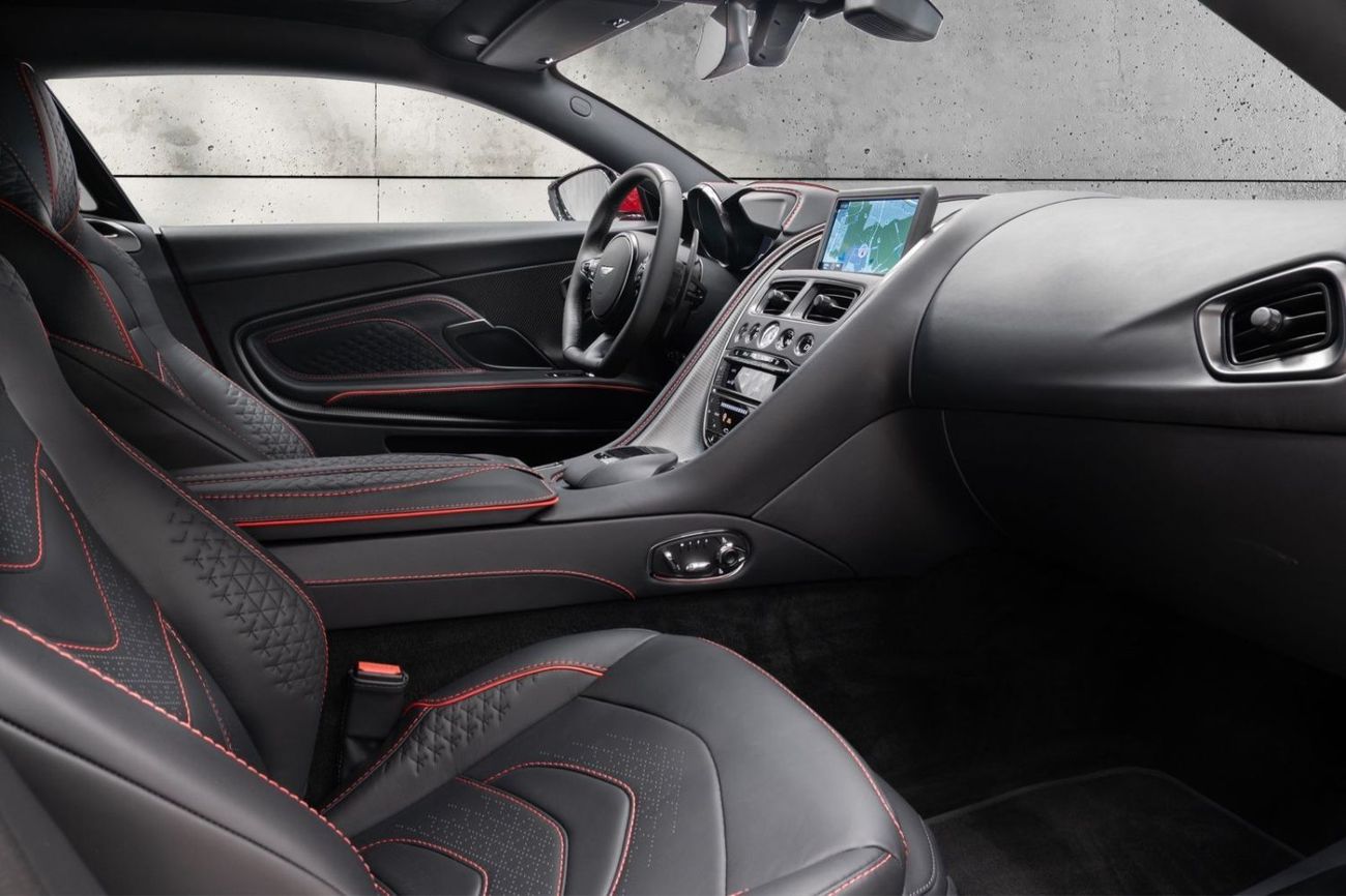 أستون مارتن DBS ASTON MARTIN DBS COUPE