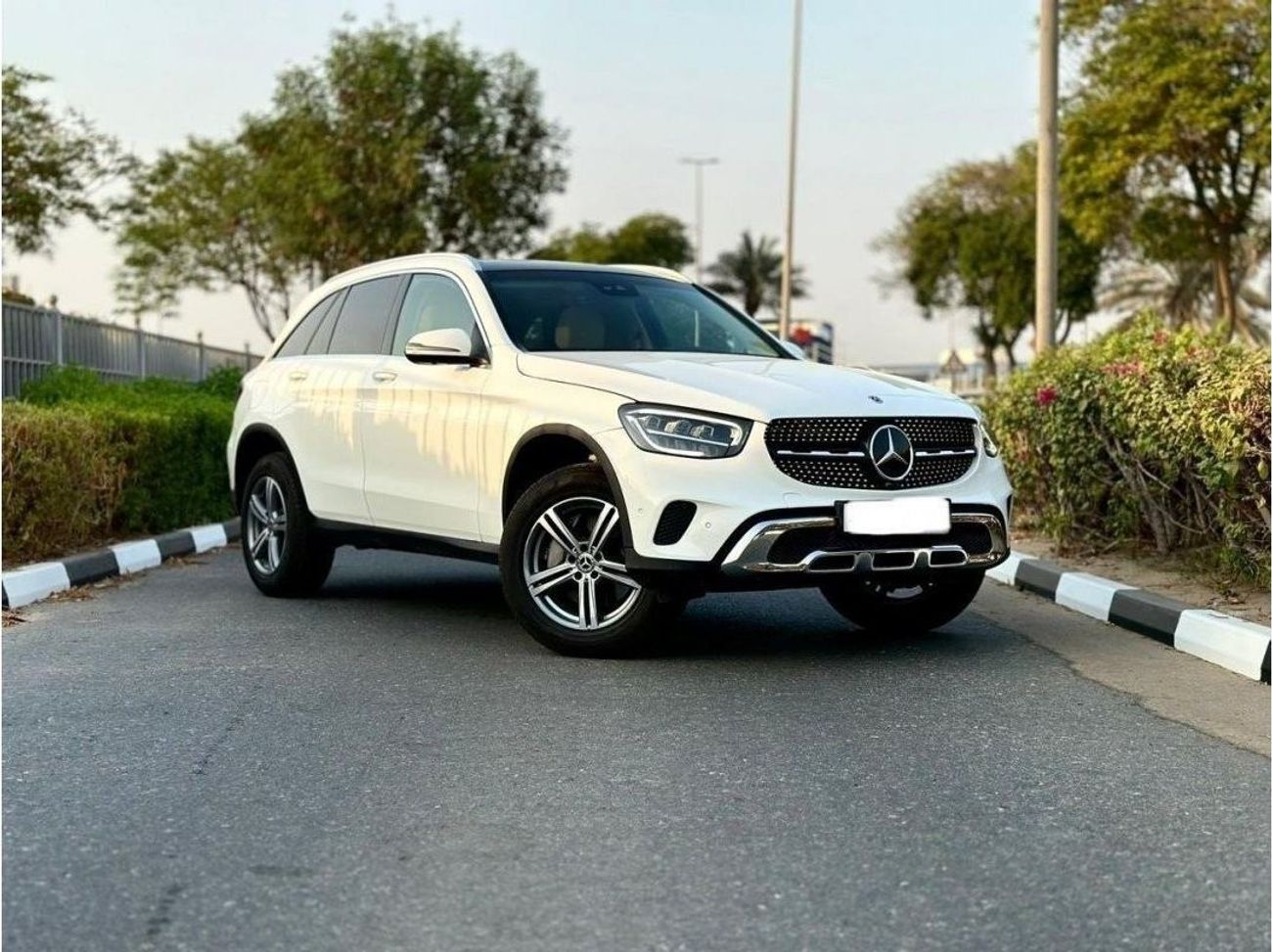 مرسيدس بنز GLC 300 بريميوم
