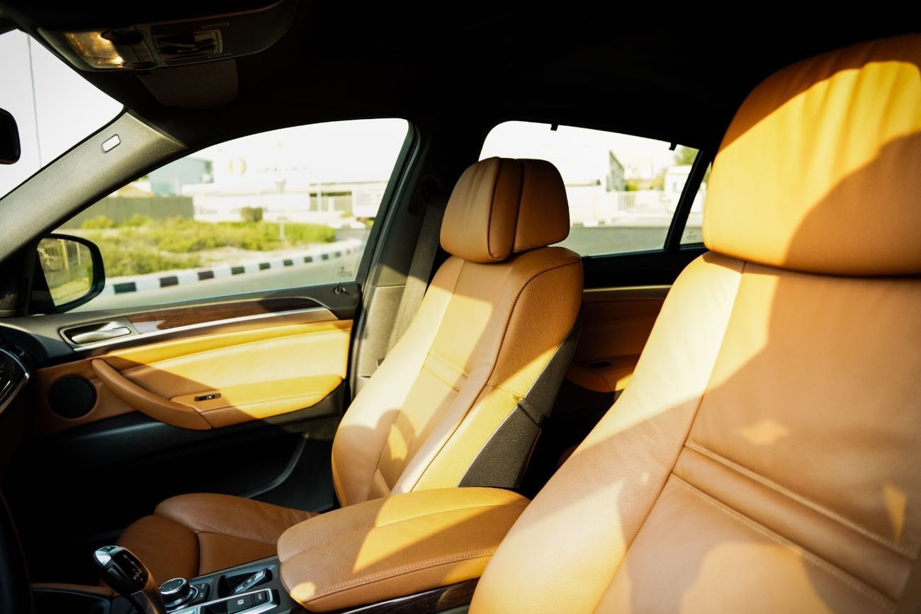 بي أم دبليو X6 50i Exclusive 4.4L